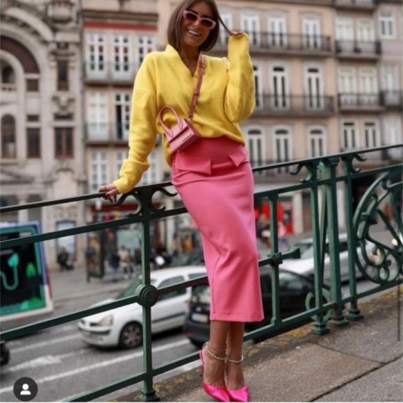 ZARA Flap Detail Pencil Skirt - Picture 4 of 11